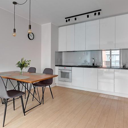 Dom & House - Apartments Chmielna Park กดัญสก์ ภายนอก รูปภาพ