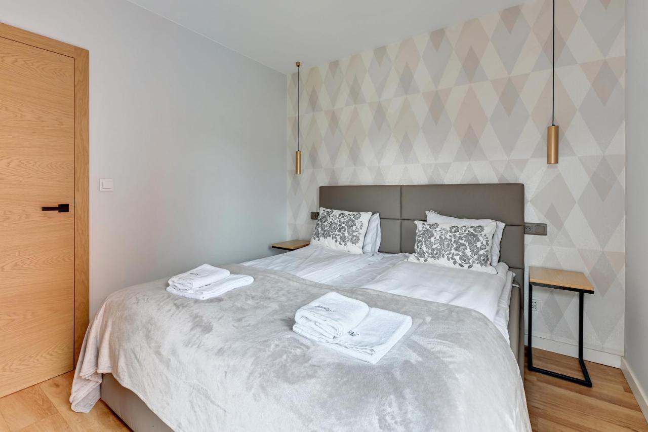 Dom & House - Apartments Chmielna Park กดัญสก์ ภายนอก รูปภาพ